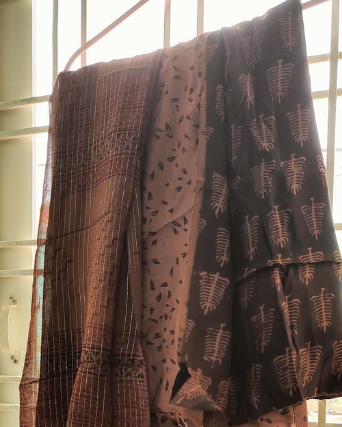 Bag Print suit material with Chiffon Duppatta