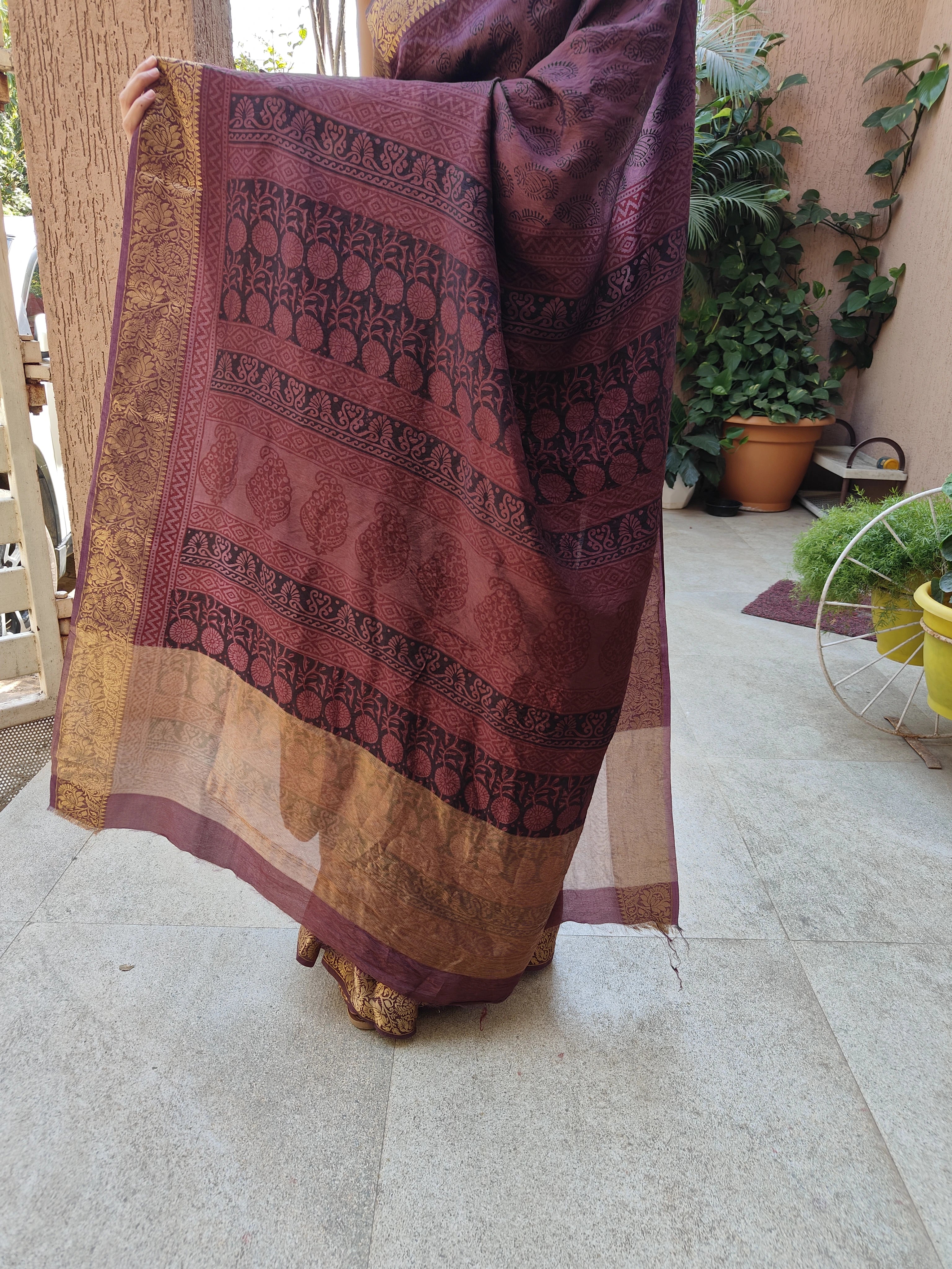 Bagh Print Dola Silk Saree (Mahogany)