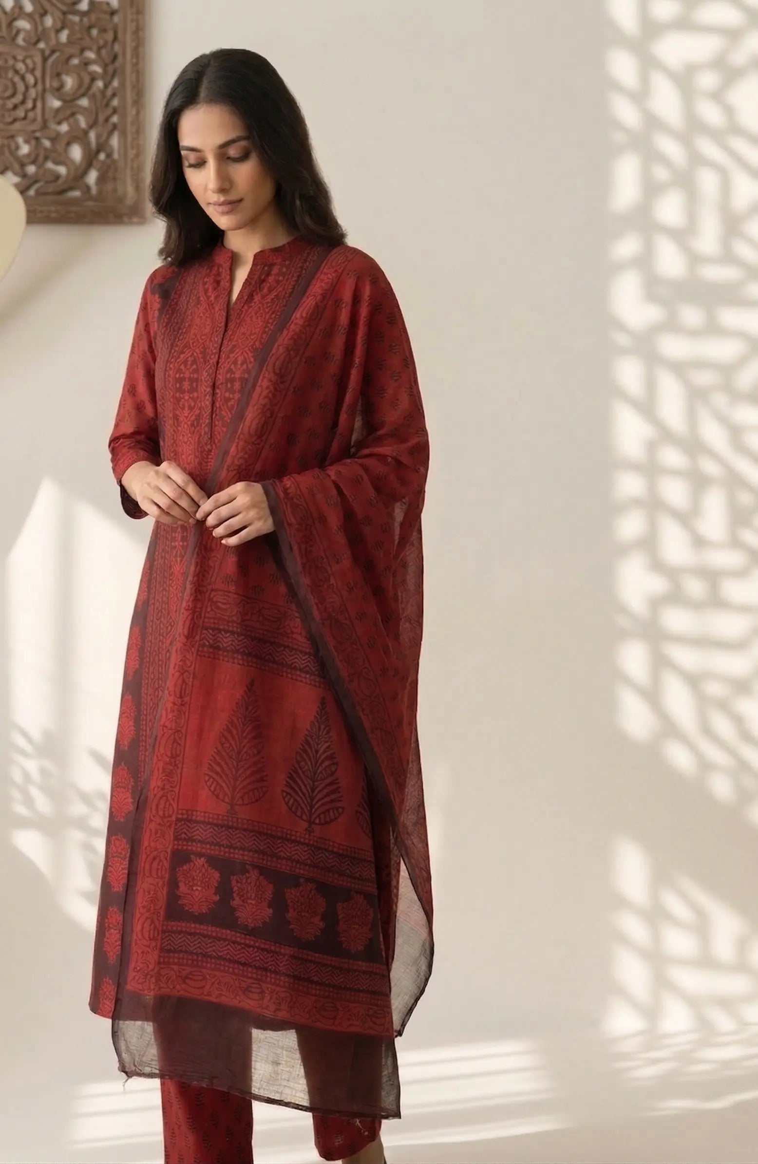 Handmade Bagh Block Print Pure Cotton Unstitched Salwar Suit(Black-Maroon)