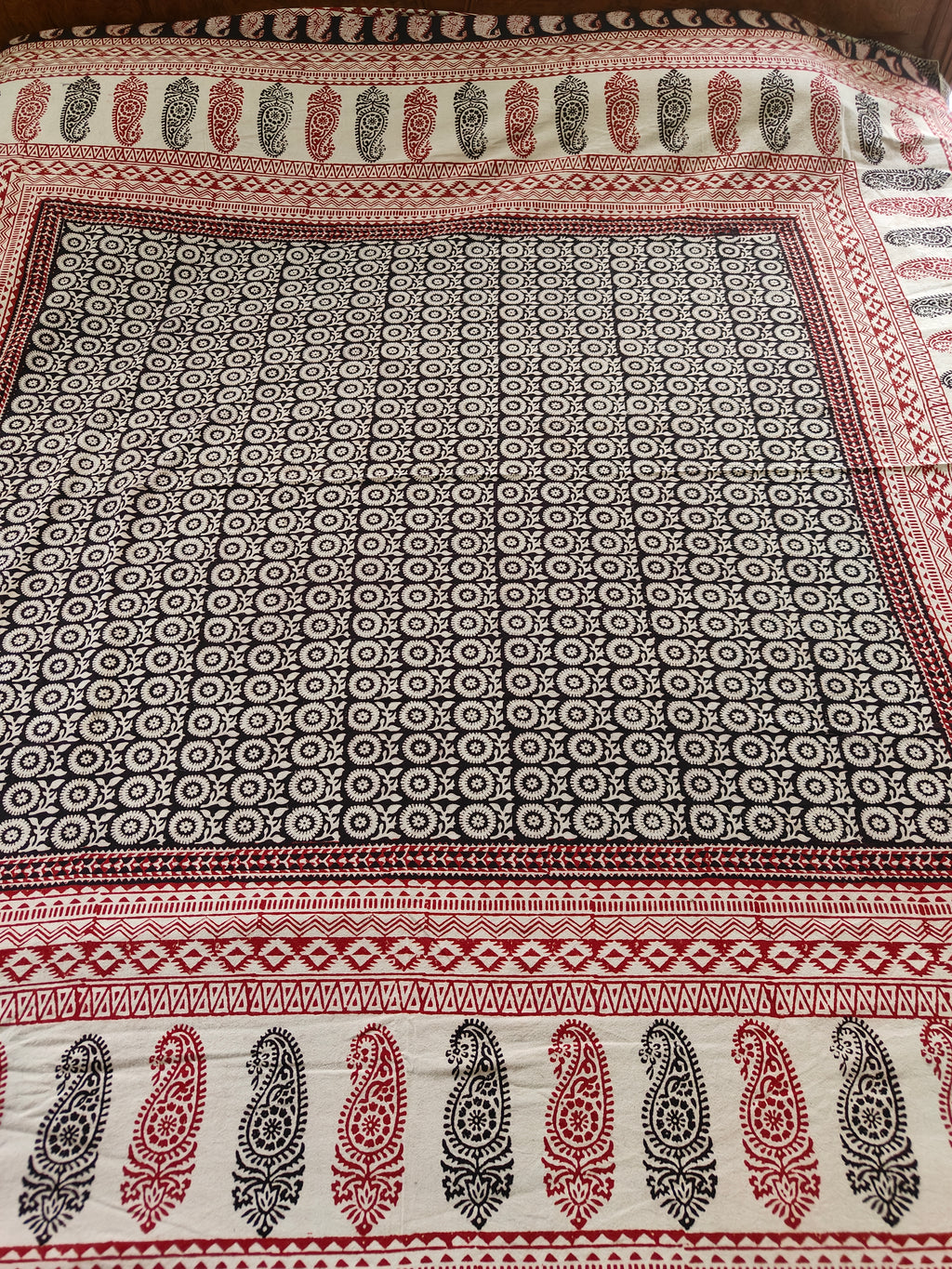 Handmade Bagh block print in traditional offwhite with circular geometric block black pattern double bedsheet ,pillow cover 