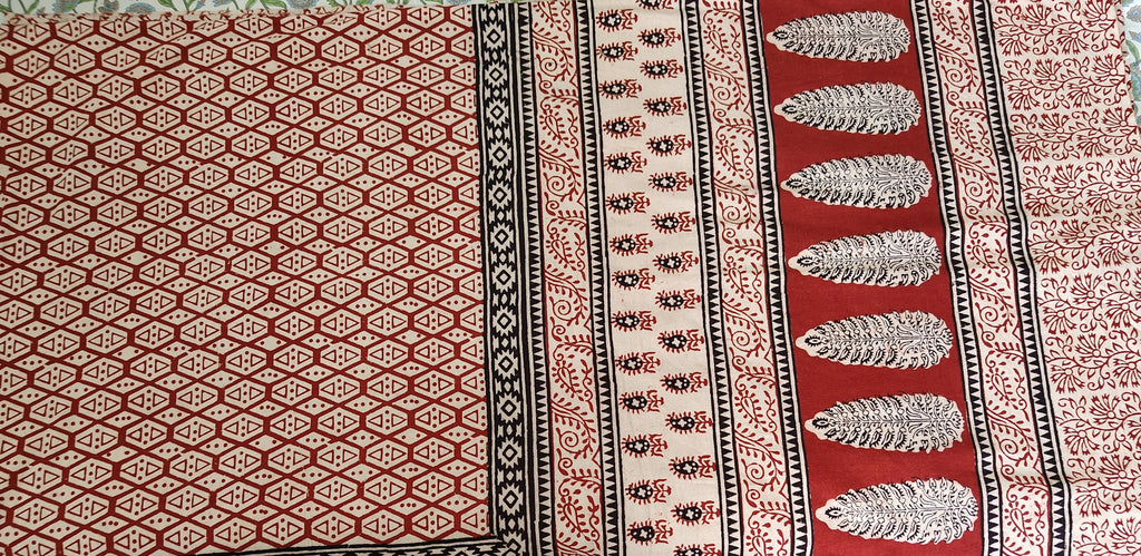 Handmade Bagh block print in traditional offwhite with geometric block madder red pattern double bedsheet with pillow cover  