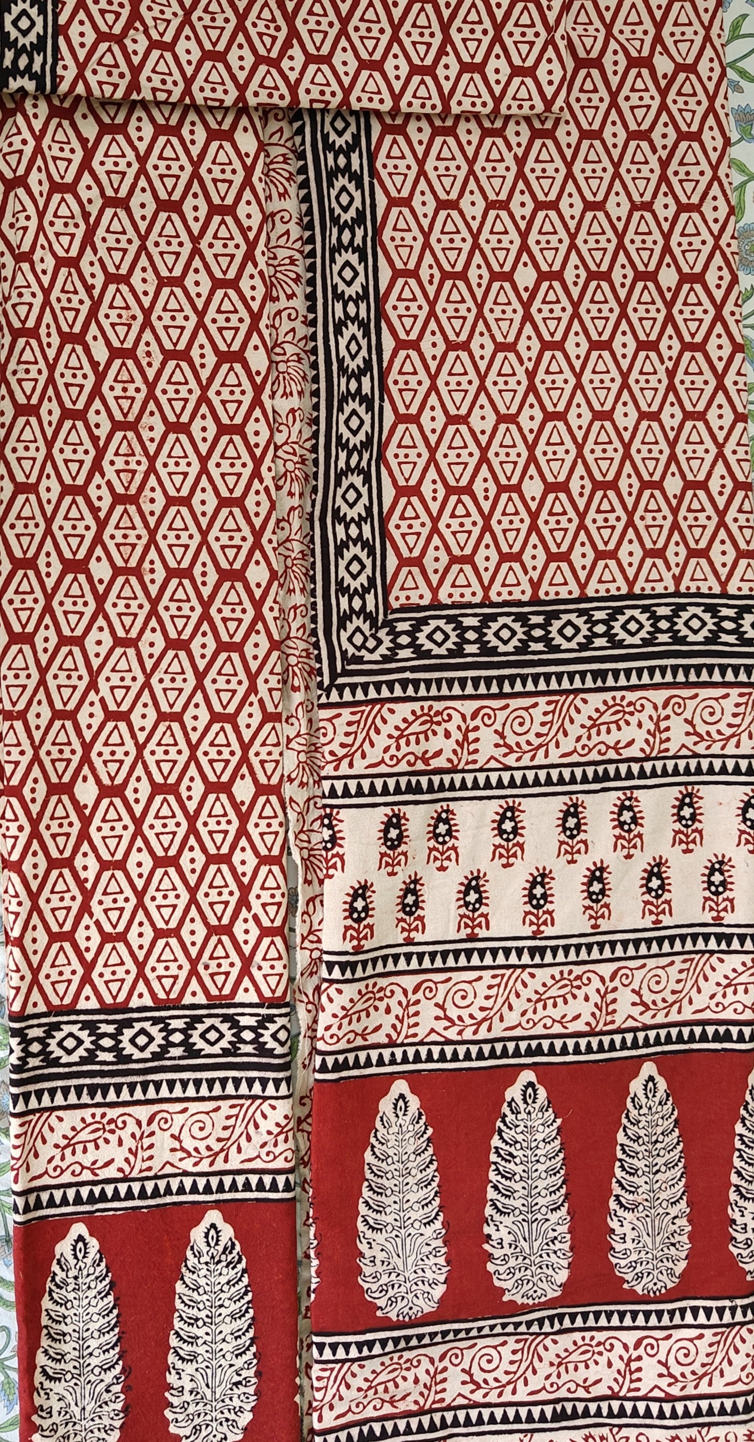 Handmade Bagh block print in traditional offwhite with geometric block madder red pattern double bedsheet with pillow cover  with curtains